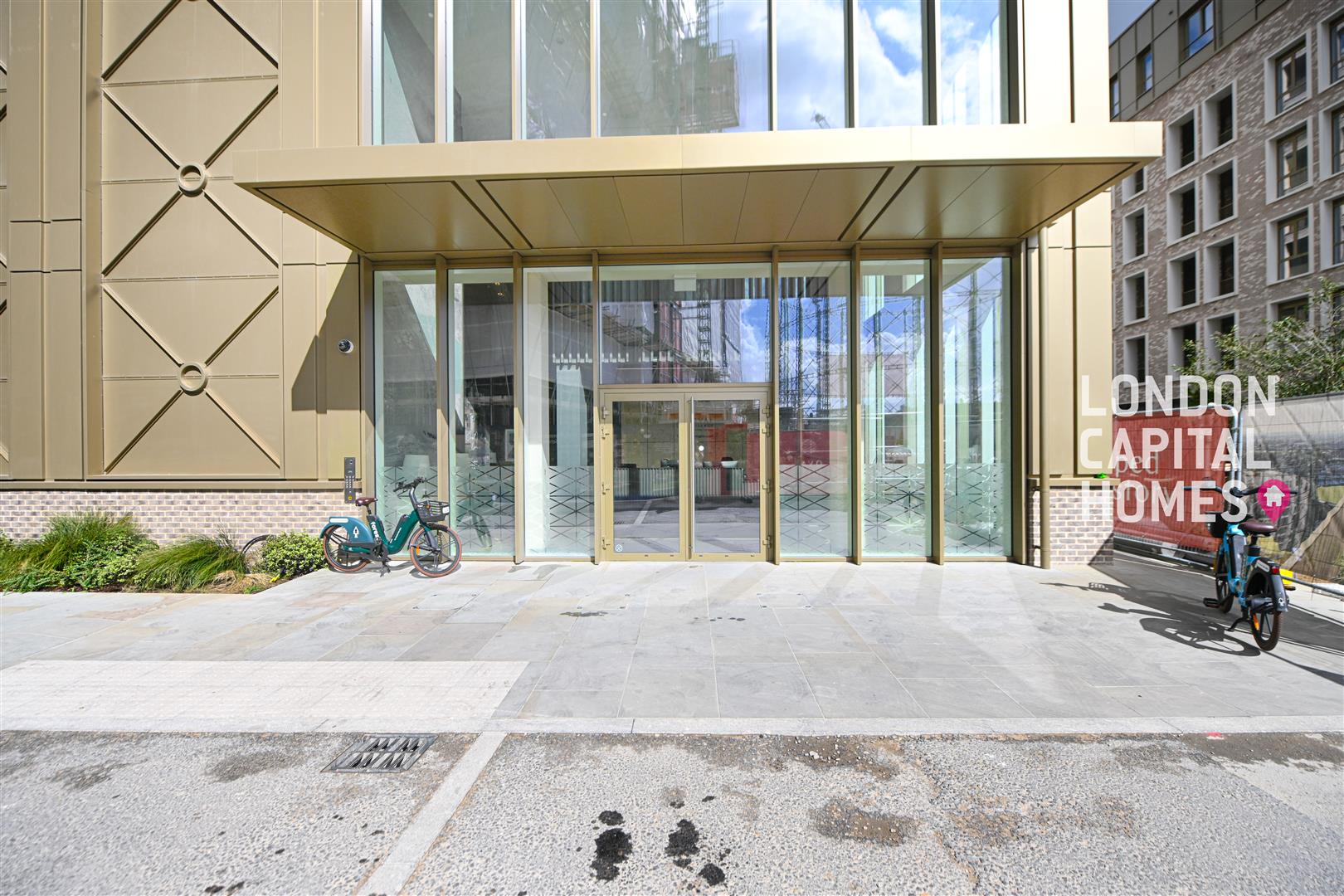 7 Gasholder Place, London